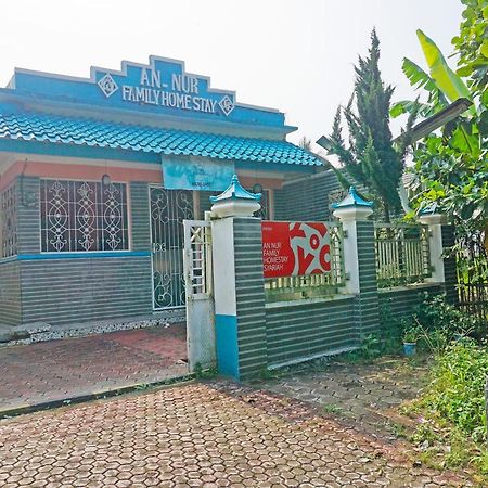 Oyo 90369 An Nur Family Homestay Syariah Cigombong Exterior photo